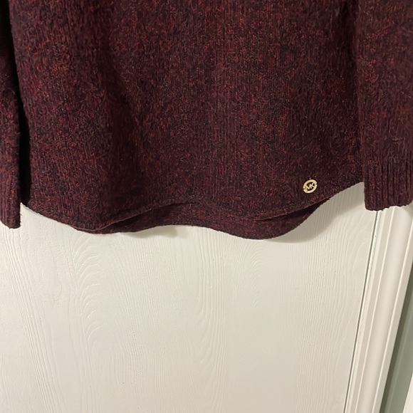 MICHAEL Michael Korse Maroon Turtleneck With Small Logo Size Small - Picture 7 of 9